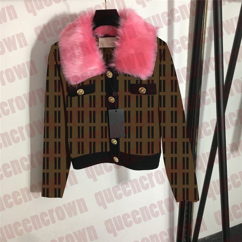 Women Fur Jacket Letter Print Knitted Coat Autumn Winter Short Jacket Designer Slim Cardigan Removable Wool Collar, Brown
Women Fur Jacket Letter Print Knitted Coat Autumn Winter Short Jacket Designer Slim Cardigan Removable Wool Collar, Brown