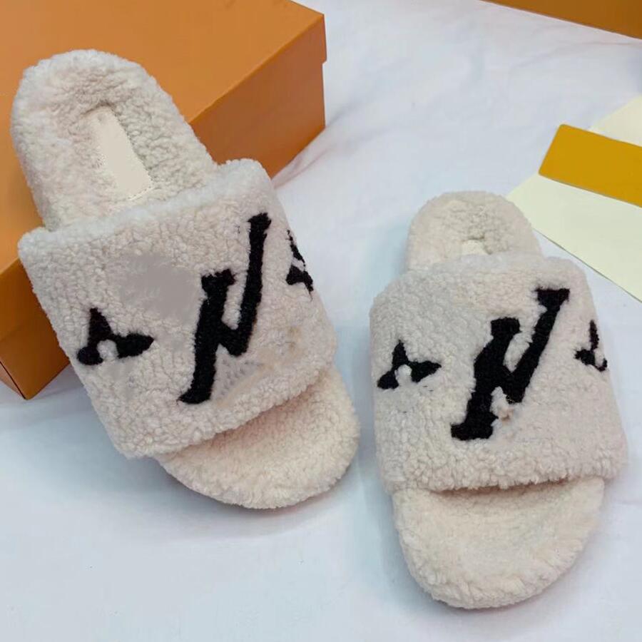 Designer New Women Furry Slippers Fluffy Faux Fur Slippers Luxury Brand Shoes Warm Indoor Flip Flops Fashion Anti-Slip Female Size 35-42, Khaki
Designer New Women Furry Slippers Fluffy Faux Fur Slippers Luxury Brand Shoes Warm Indoor Flip Flops Fashion Anti-Slip Female Size 35-42, Khaki