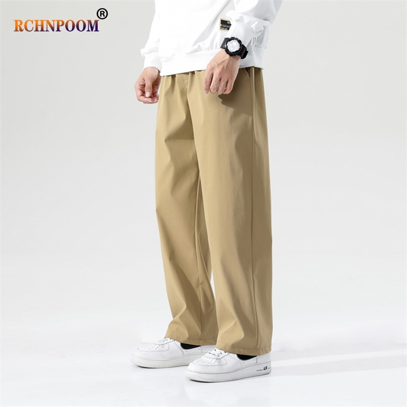 Men Casual Pants Loose Straight Wide Leg Pants Men Retro Streetwear Skateboard Neutral Trousers Fashion Solid Color Pants 2208199474332, Black
Men Casual Pants Loose Straight Wide Leg Pants Men Retro Streetwear Skateboard Neutral Trousers Fashion Solid Color Pants 2208199474332, Black