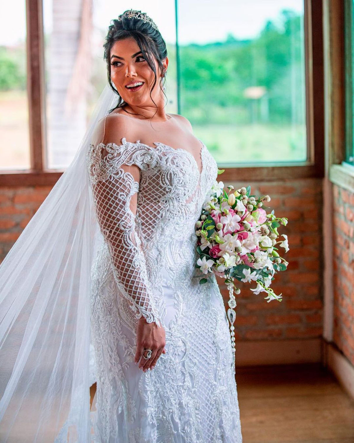 Plus Size Mermaid Wedding Dress Sexy Sheer Neck Long Sleeve Custom Made See Through Back Bridal Robes Vestido De Novia