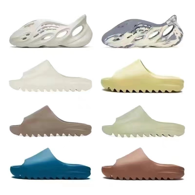 Designer Luxury Men's Women's Slippers Soft Sole Cool Glowing Slippers Butterscotch Color Perforated Hole Shoes Outdoor Beach Shoes Non-Slip Flat Platform Shoes, 18
Designer Luxury Men's Women's Slippers Soft Sole Cool Glowing Slippers Butterscotch Color Perforated Hole Shoes Outdoor Beach Shoes Non-Slip Flat Platform Shoes, 18