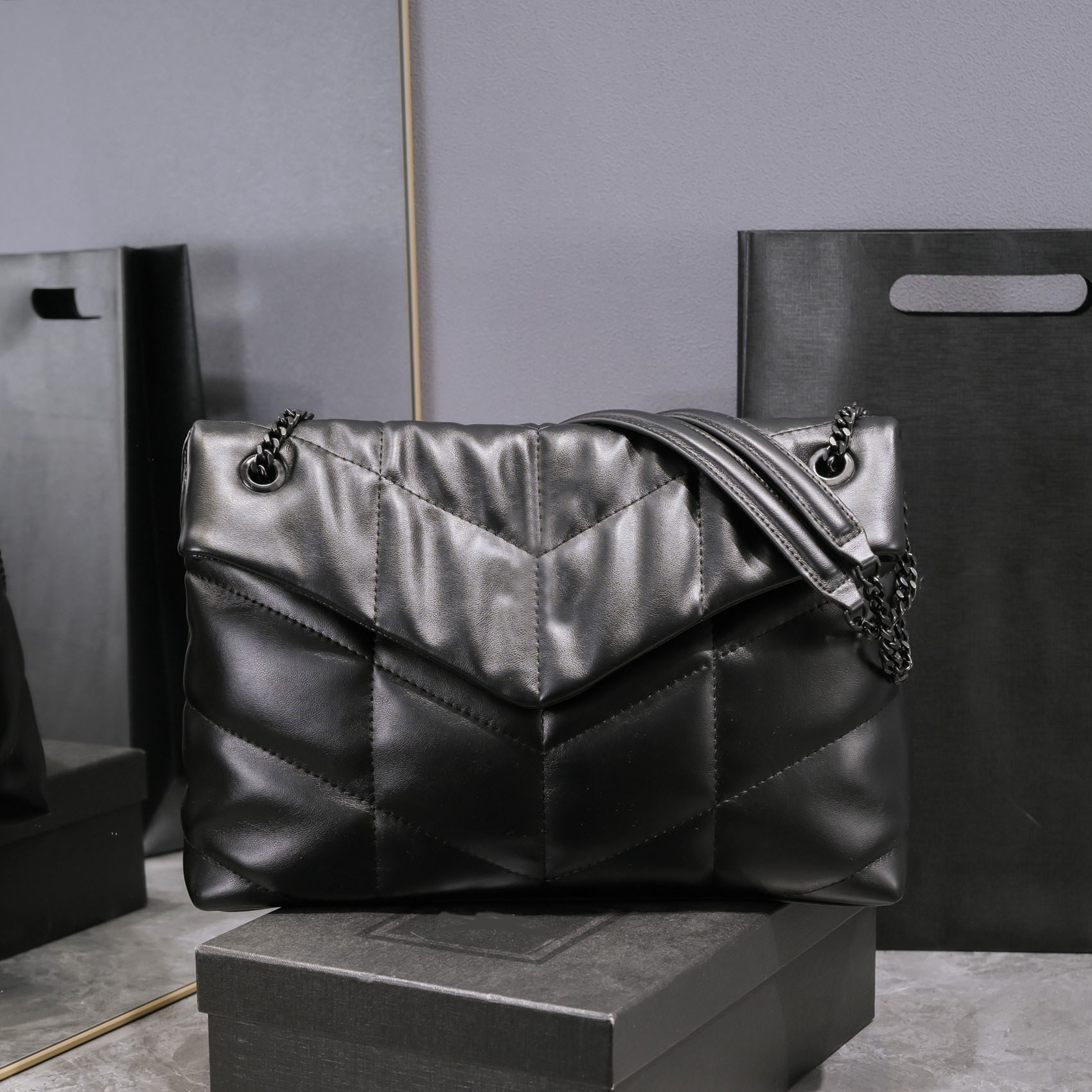 designer shoulder bag women loulou puffer bag puff chain crossbody purse velvet leather small medium soft leather high-quality clamshell messenger bags, 13
designer shoulder bag women loulou puffer bag puff chain crossbody purse velvet leather small medium soft leather high-quality clamshell messenger bags, 13