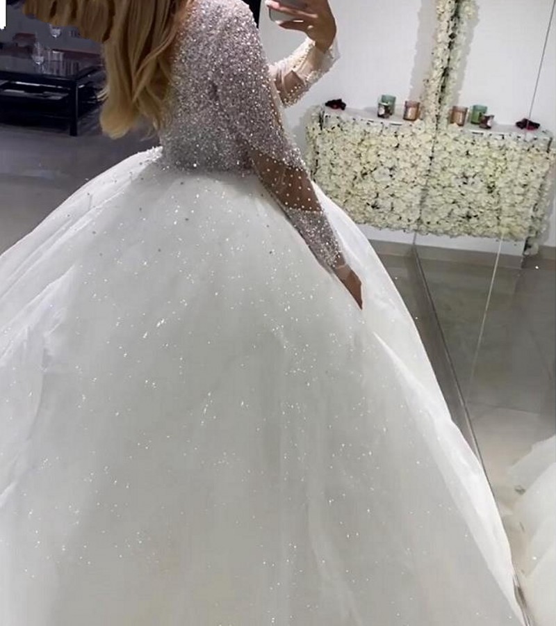 Arabic Dubai Wedding Dress Ball Gowns Glitter Tulle Sheer V-neck Beads Bride Dresses Robe De Mariee Long Sleeves Vestidos De Noiva