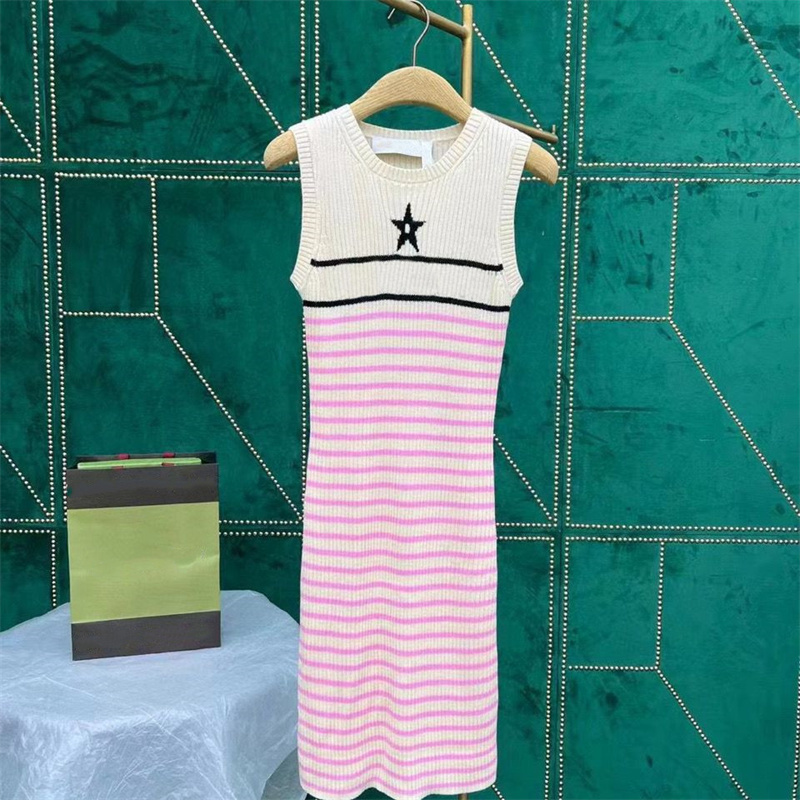 Women Casual Knitted Dresses D Letter Star Silk Striped Star Logo Embroidery Hip Sleeveless Dress Lady, Extra shipping cost
Women Casual Knitted Dresses D Letter Star Silk Striped Star Logo Embroidery Hip Sleeveless Dress Lady, Extra shipping cost