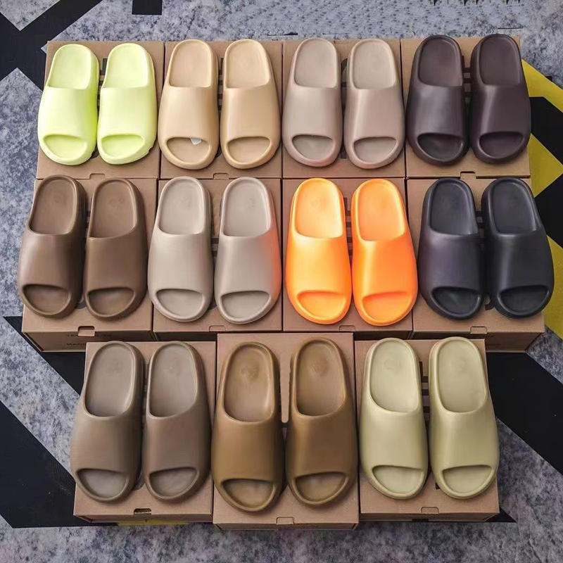 slides slippers flat floops open toe cover toes women men casual wear shoes Thick bottom slide one word beach slipper with steel stamp sandals large size 45/46/47
slides slippers flat floops open toe cover toes women men casual wear shoes Thick bottom slide one word beach slipper with steel stamp sandals large size 45/46/47