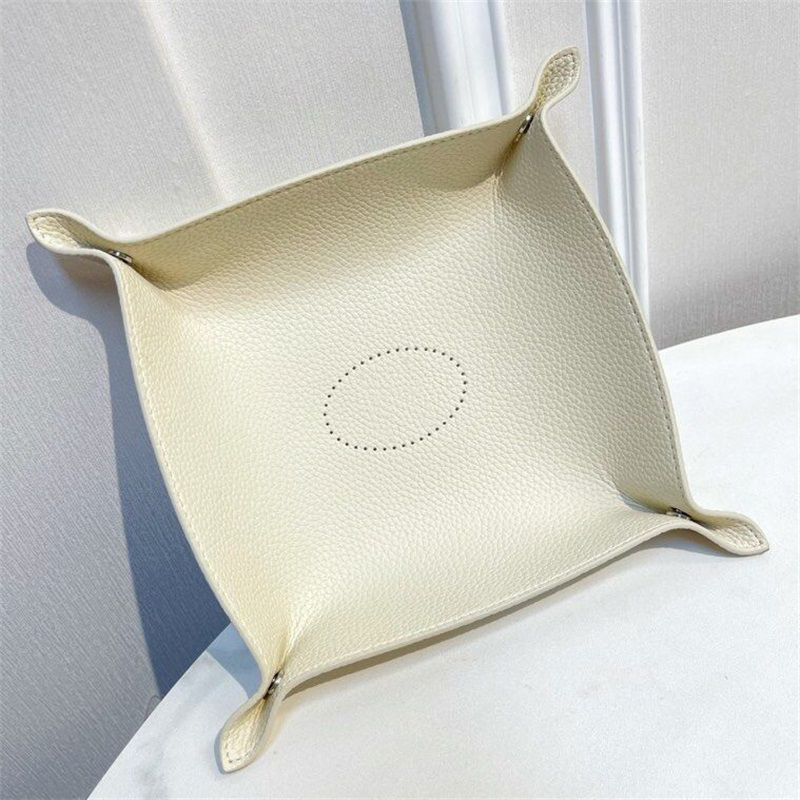Brand Decorative Plates Tray Pouches Luxury Pallet Design Plate Real Leather Portable Plates for Meeting Dinner Map Holidays S0206