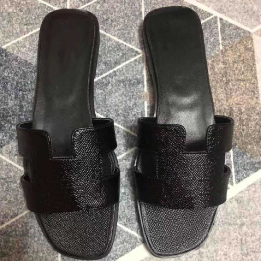 Designer Sandals Luxury Oran Slippers Brand Slides Genuine Leather Flip Flops Women Shoes Sneakers Trainer Boots with Box Dustbag, #6
Designer Sandals Luxury Oran Slippers Brand Slides Genuine Leather Flip Flops Women Shoes Sneakers Trainer Boots with Box Dustbag, #6