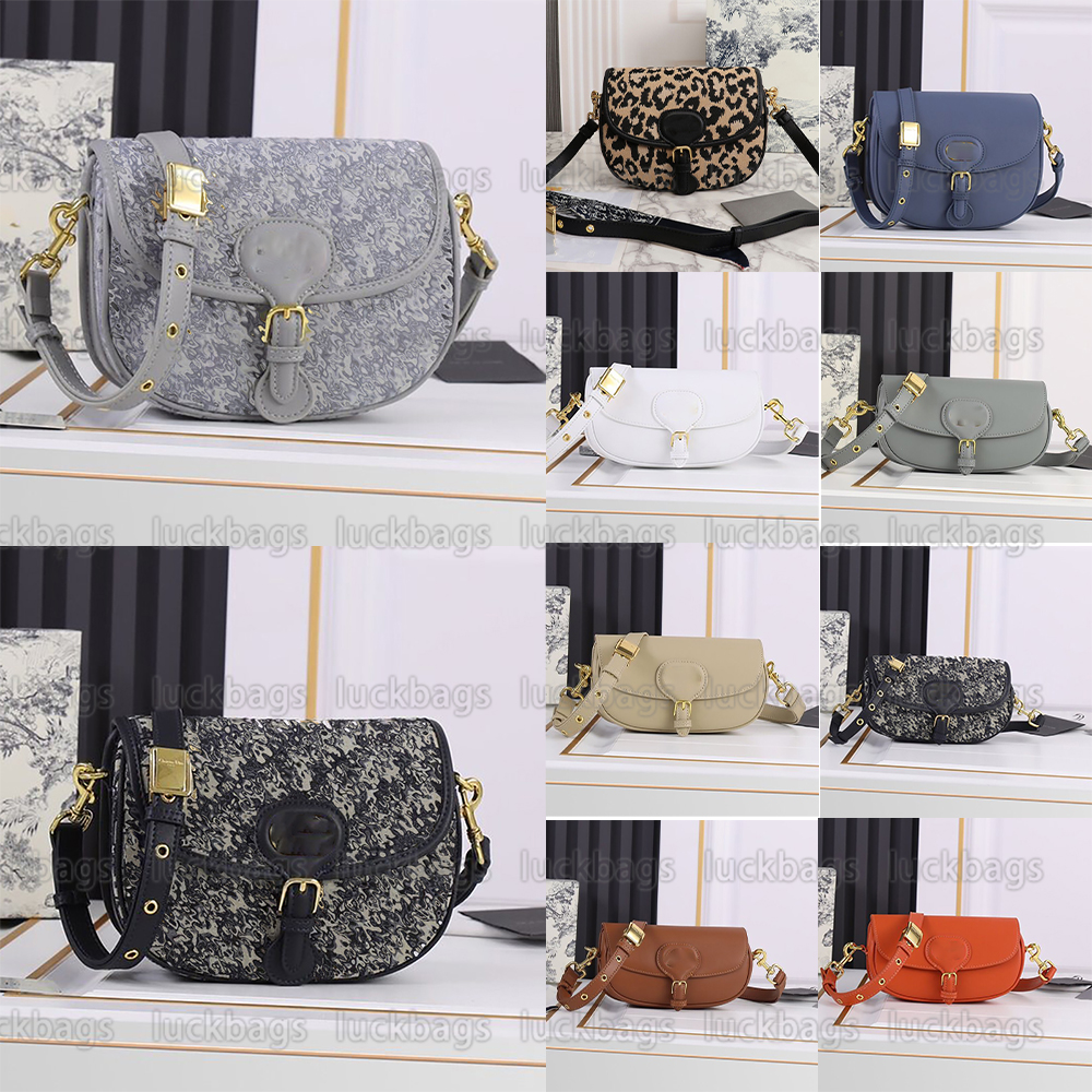 Designers bobby east-west bag oblique jacquard hobo bag adjustable sliding shoulder strap with military-inspired buckle crossbody handbag, 22
Designers bobby east-west bag oblique jacquard hobo bag adjustable sliding shoulder strap with military-inspired buckle crossbody handbag, 22