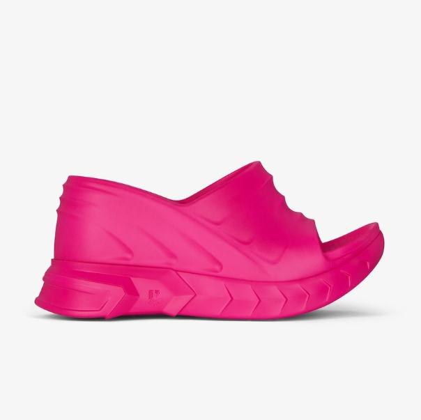 Luxury Marshmallow wedge sandals and slippers women black White light all-match rubber show thin banquet thick sole Waterproof non-slip Ladies beach slippers
Luxury Marshmallow wedge sandals and slippers women black White light all-match rubber show thin banquet thick sole Waterproof non-slip Ladies beach slippers