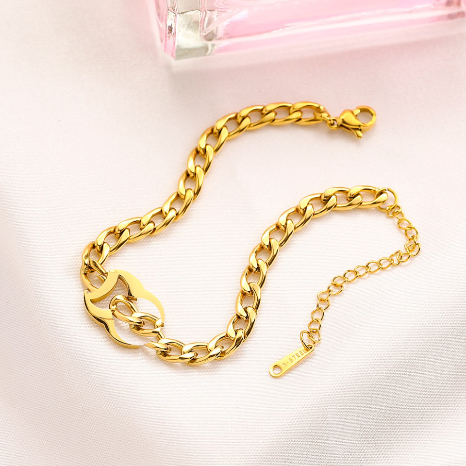 C Logo 18K Gold Plated Stainless Steel Bracelet Titanium Luxury Brand Designer Letters Chain Style Bangle Men Women Metal Jewelry Accessories
C Logo 18K Gold Plated Stainless Steel Bracelet Titanium Luxury Brand Designer Letters Chain Style Bangle Men Women Metal Jewelry Accessories