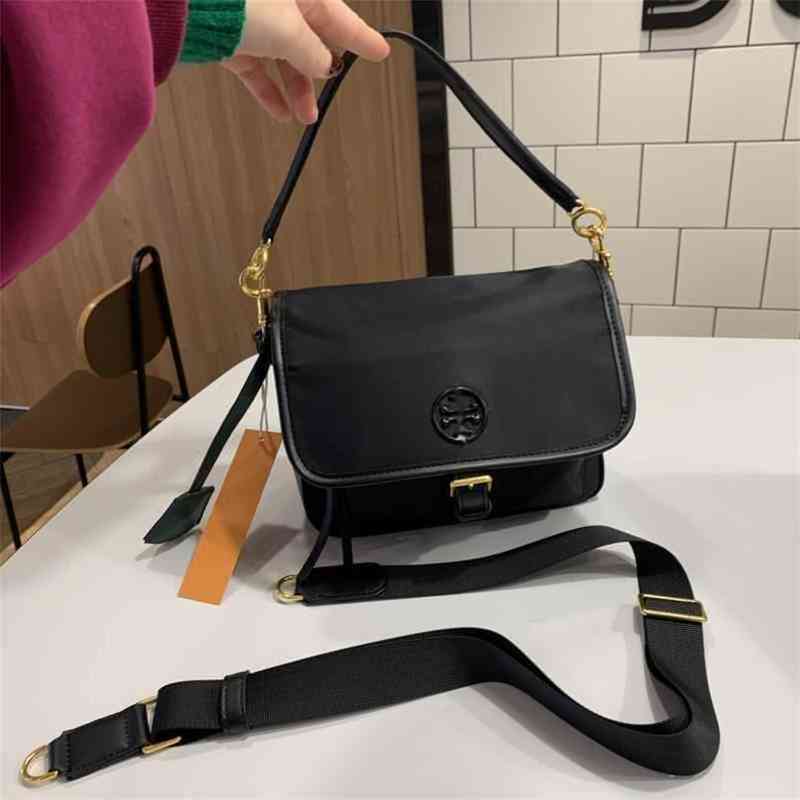 Burchs Handbags Torys 2021 Boqi s nylon portable oblique cro bag women' ingle houlder Travel camera flip potman veratile fahion GE0N, Black lettering
Burchs Handbags Torys 2021 Boqi s nylon portable oblique cro bag women' ingle houlder Travel camera flip potman veratile fahion GE0N, Black lettering
