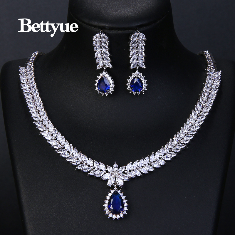 Bettyue Charming Fashion Elegance Cubic Zircon Multicolor Europe And America Style Wholesale Jewelry Sets Women Ornament 220818