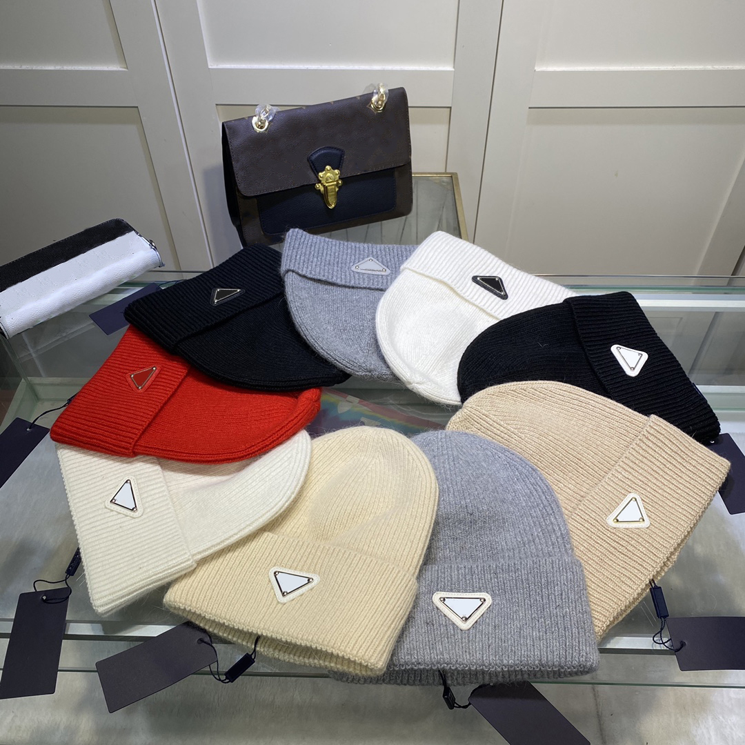 Winter Beanies Man Woman Skull Caps with Classic Letters Casquette Designer Warm Beanie Hats, P01
Winter Beanies Man Woman Skull Caps with Classic Letters Casquette Designer Warm Beanie Hats, P01