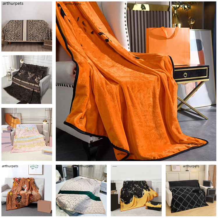Newest Letter Designer Blankets Home Sofa Bed Sheet Cover Flannel Warm Throw Blanket Four Seasons Soft Fuzzy Plush Fleece Blanket for Couch Luxury Halloween Decor
Newest Letter Designer Blankets Home Sofa Bed Sheet Cover Flannel Warm Throw Blanket Four Seasons Soft Fuzzy Plush Fleece Blanket for Couch Luxury Halloween Decor