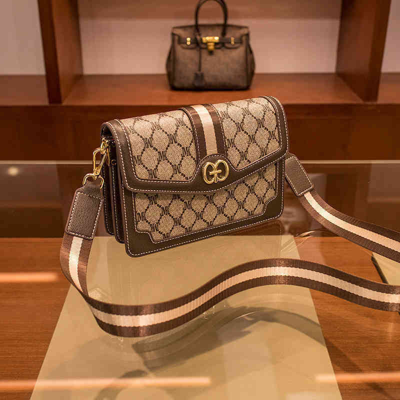 65% Off Factory Online Clearance trend Single Shoulder Bag Fashion versatile small square bag