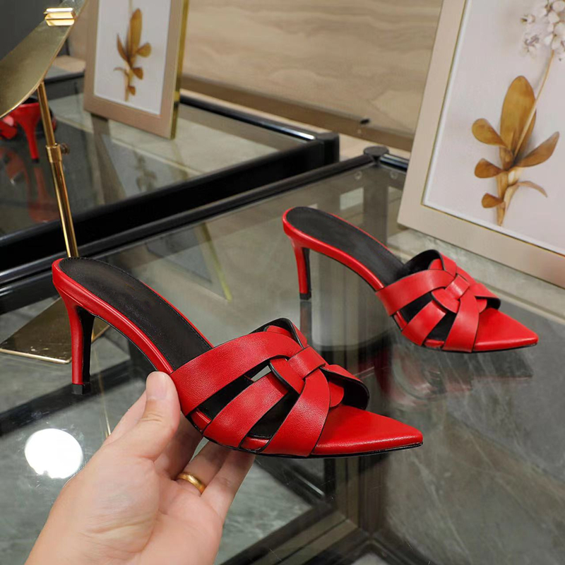 New women's high-heeled slippers Designer leather sexy summer stiletto sandals thin strap combination fashion banquet heel height 6.5CM with box
New women's high-heeled slippers Designer leather sexy summer stiletto sandals thin strap combination fashion banquet heel height 6.5CM with box