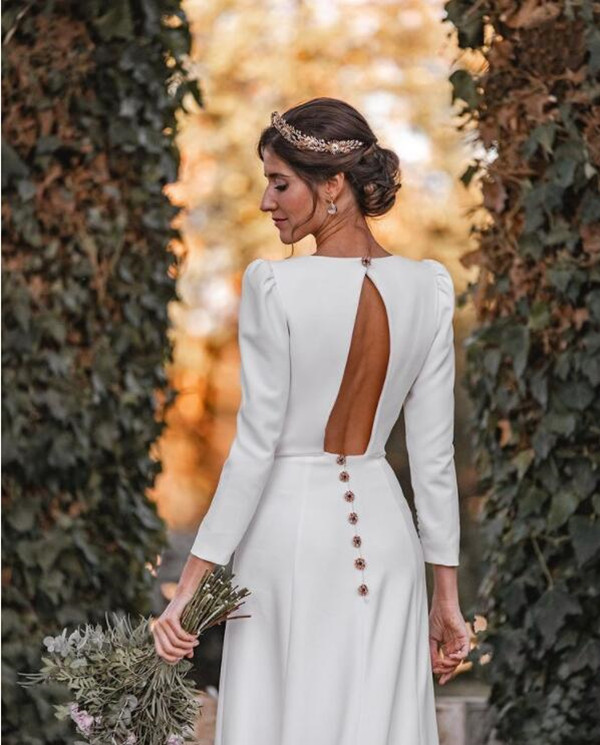 Long Sleeve Crepe Wedding Dress Modern Bohemian Elegant V Neck Open Back Front Split Beach Temple Bridal Gowns