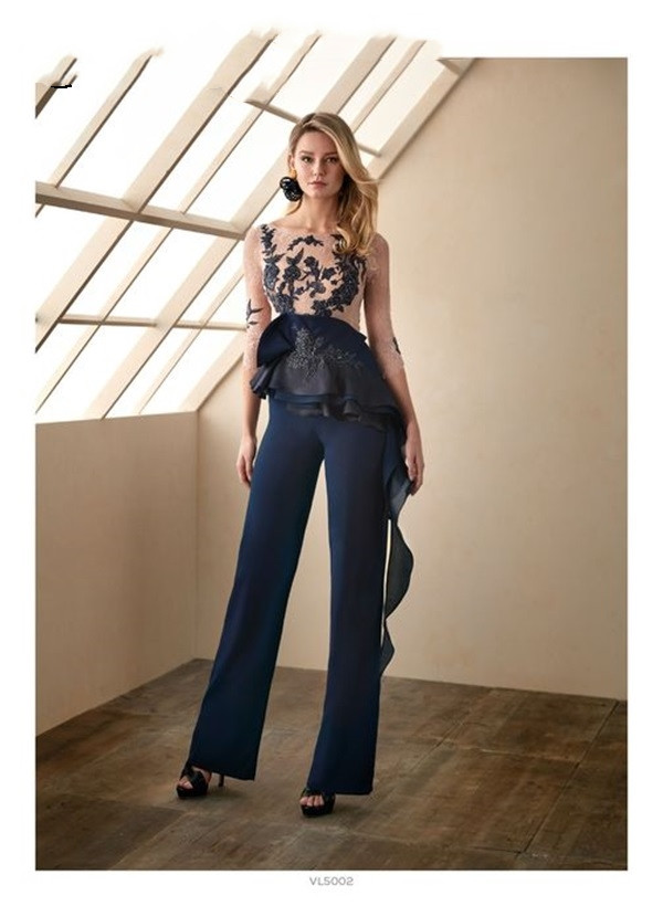 Navy Blue 2022 Mother of the Bride Dresses Pant Suits Wedding Guest jumpsuit Gowns Long Sleeve Lace Appliqued Mothers Groom