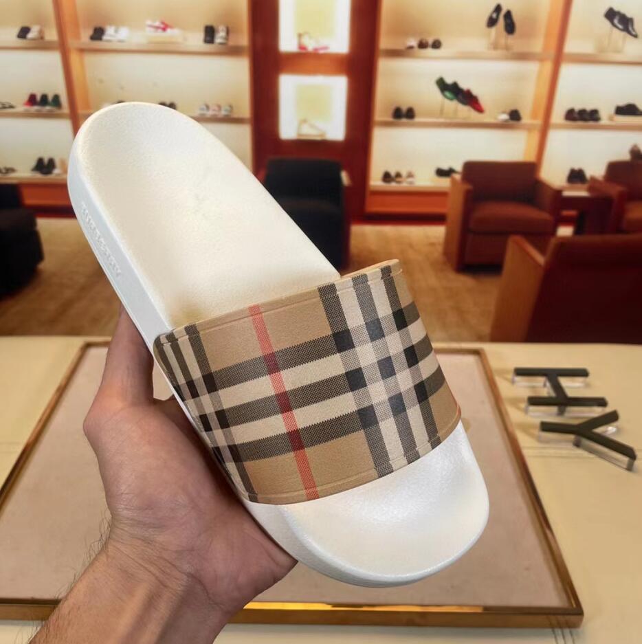 Top Quality Men pantoufle Designer Slipper Soft Massage Slides Sandals Shoes Slide Summer Beach Outdoor Cool Slippers Fashion Flat Flip Flops, Color 1
Top Quality Men pantoufle Designer Slipper Soft Massage Slides Sandals Shoes Slide Summer Beach Outdoor Cool Slippers Fashion Flat Flip Flops, Color 1