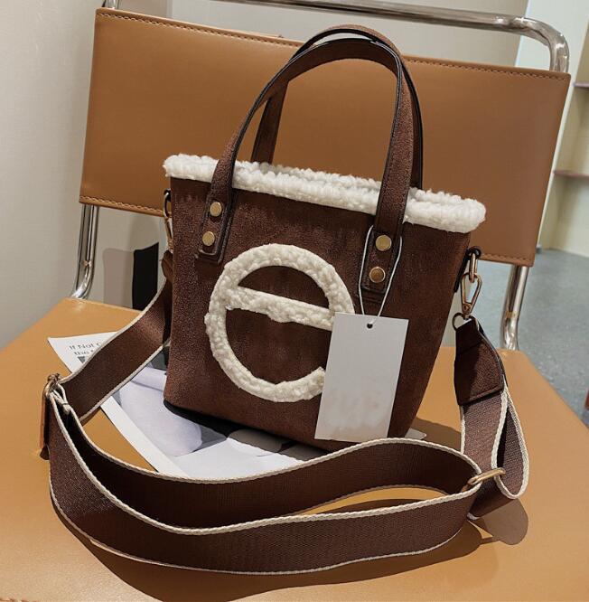 Internet Celebrity Small Bag Women's Autumn and Winter New Fashion Handbag Popular Contrast Color Ins Cross Body Bucket Bags, As pic
Internet Celebrity Small Bag Women's Autumn and Winter New Fashion Handbag Popular Contrast Color Ins Cross Body Bucket Bags, As pic