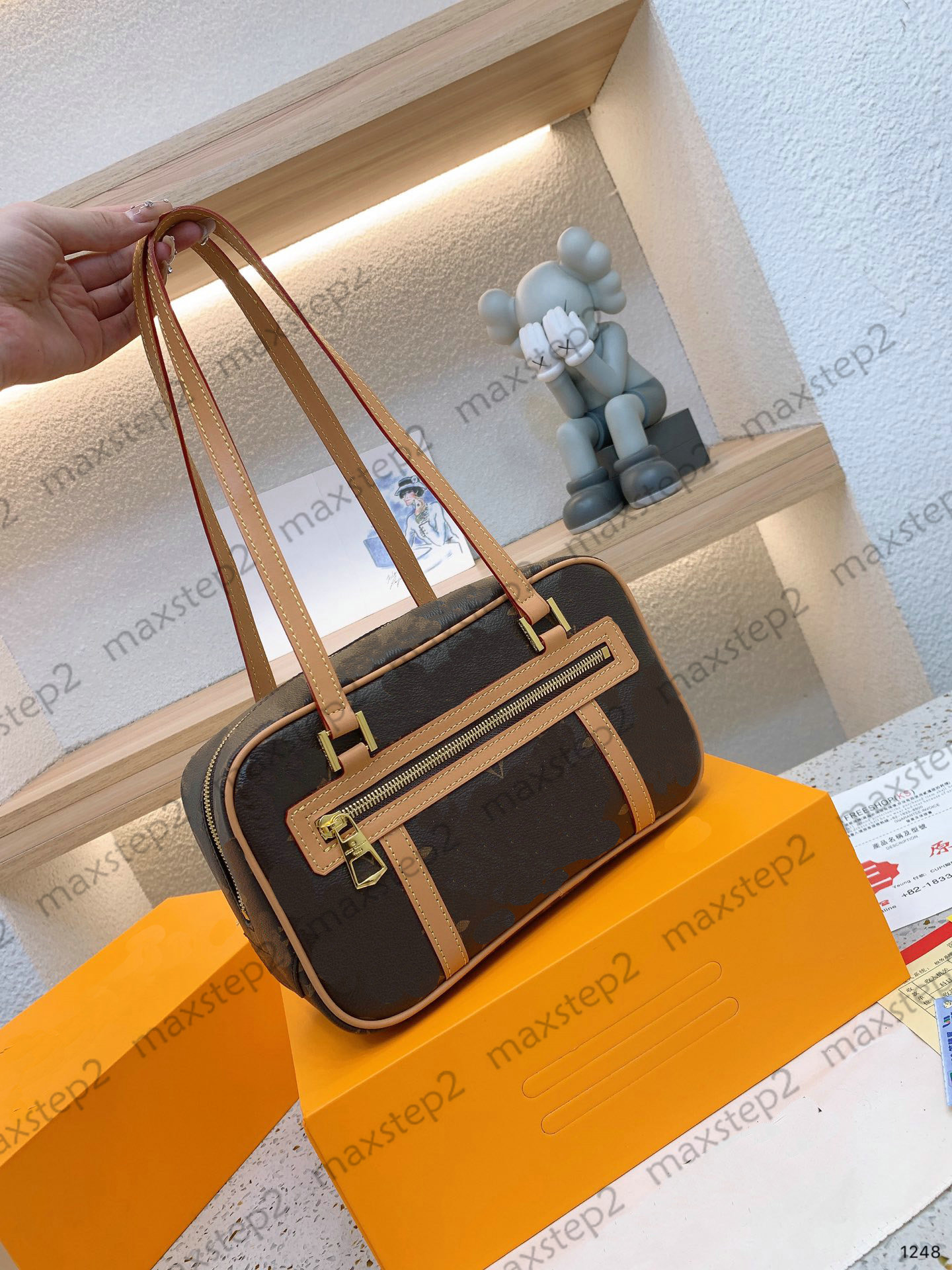 M46321 M51183 CITE Bag Women Designer Medieval Rectangular Clutch Bags Package Vintages Camera Bags Ladies Luxury Long Strap Monograms Shoulder Flag Handbag
M46321 M51183 CITE Bag Women Designer Medieval Rectangular Clutch Bags Package Vintages Camera Bags Ladies Luxury Long Strap Monograms Shoulder Flag Handbag