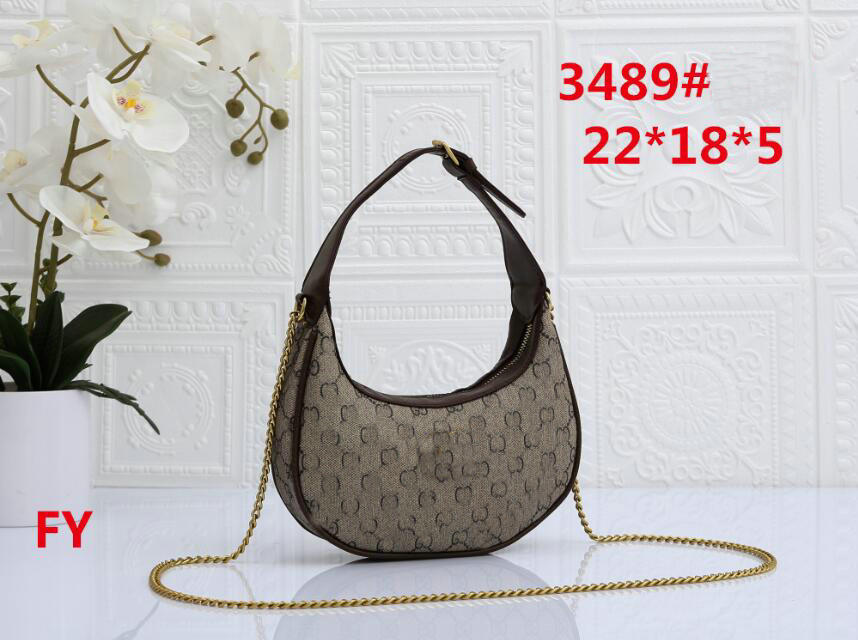Luxurys designers High quality Shoulder Bags Handbags Fashion womens Cross Body Clutch Flap Bag Totes CrossBody Handbag ladies wallet purses 3489#22cm, Brown
Luxurys designers High quality Shoulder Bags Handbags Fashion womens Cross Body Clutch Flap Bag Totes CrossBody Handbag ladies wallet purses 3489#22cm, Brown