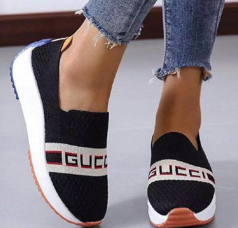 New women Casual Shoes Round Toe Mesh Flying Sneakers Letter Embroidery Luxury GGity Shoes Large size 43, 03
New women Casual Shoes Round Toe Mesh Flying Sneakers Letter Embroidery Luxury GGity Shoes Large size 43, 03