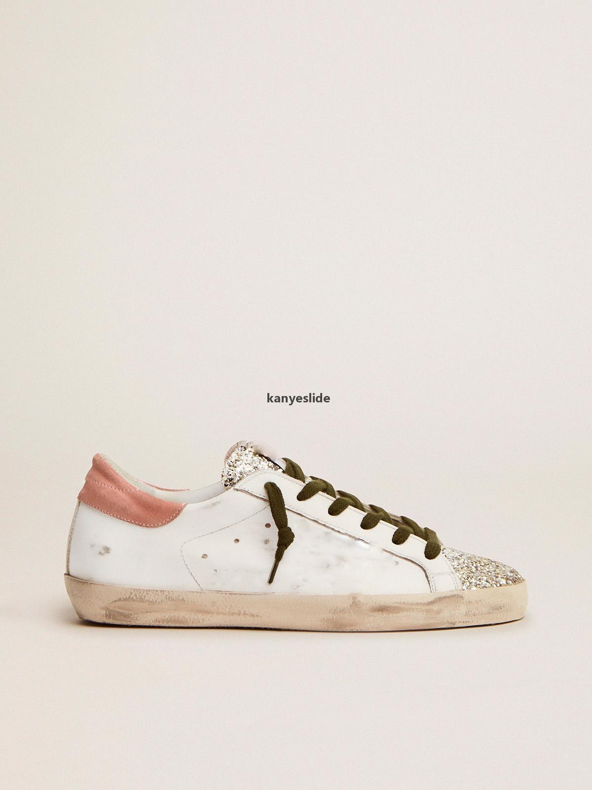 2022 Designer Shoes Sandal Italy Brand Women Casual Shoes golden//goose//sneakers Golden Superstar Sneakers Sequin Classic White Do-old Dirty Super ux, Star35
2022 Designer Shoes Sandal Italy Brand Women Casual Shoes golden//goose//sneakers Golden Superstar Sneakers Sequin Classic White Do-old Dirty Super ux, Star35