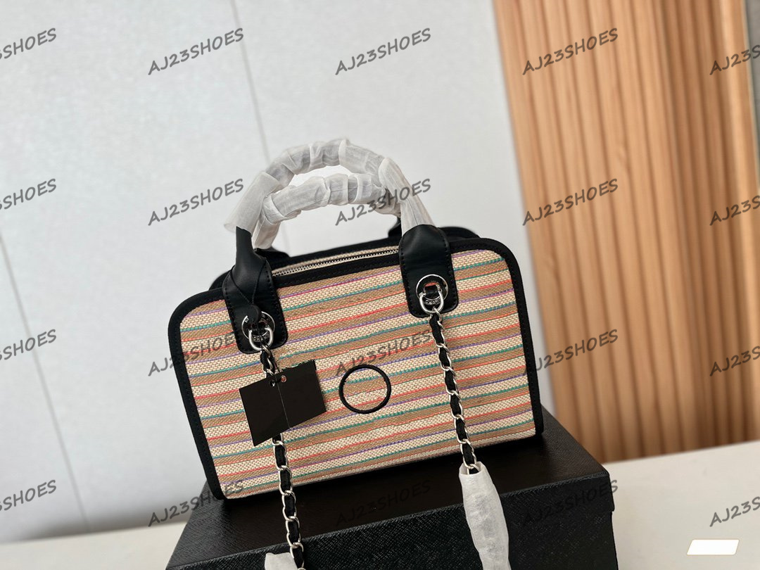 Vanity Case Handbag Women's Designer Bag Monograms Leather Handle Bags Luxury CrossBody 2022 Ladies Shoulder Bag, 01
Vanity Case Handbag Women's Designer Bag Monograms Leather Handle Bags Luxury CrossBody 2022 Ladies Shoulder Bag, 01