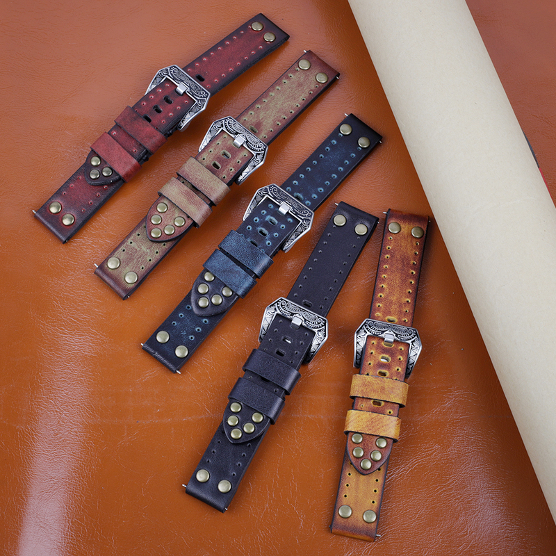 18mm 20mm 22mm 24mm Vintage Genuine Leather Watchbands Rivet Leather Watch Strap Replacement Carving Strap Watches Accessorie 220819