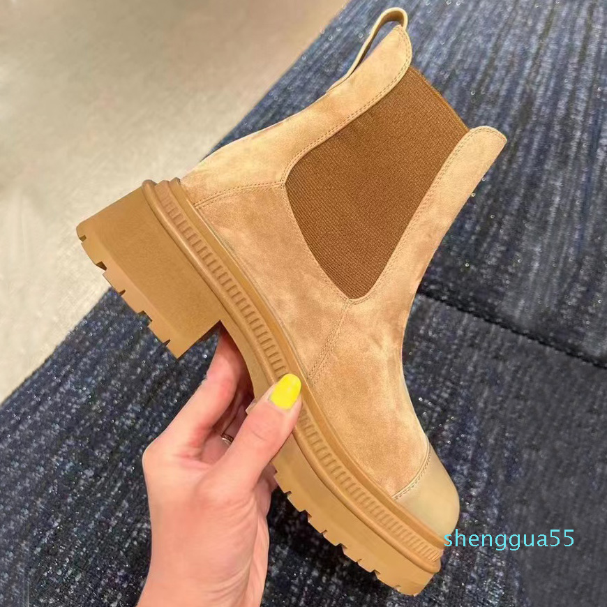 Fashion-Apricot leather Ankle Chelsea Boots platform slip-on round Flat booties chunky half boot luxury designer High top shoes for women Thick heeled Knight Boots
Fashion-Apricot leather Ankle Chelsea Boots platform slip-on round Flat booties chunky half boot luxury designer High top shoes for women Thick heeled Knight Boots