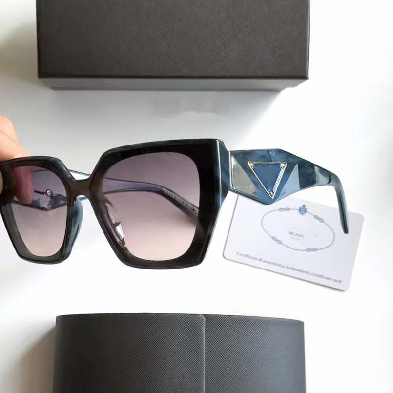 Classic Designer New Sunglasses Irregular Frame Sun Glasses LOGO Inverted Triangle Men Women Travel Eyewear Come with Box 8 Color Optional
Classic Designer New Sunglasses Irregular Frame Sun Glasses LOGO Inverted Triangle Men Women Travel Eyewear Come with Box 8 Color Optional