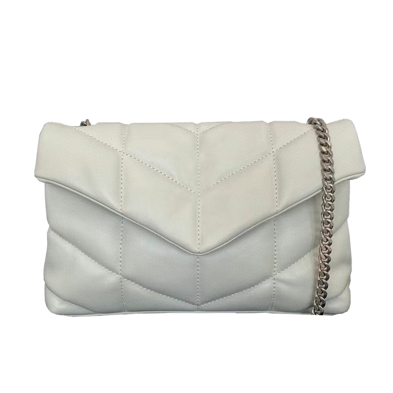 7A Designer bags loulou Puffer mini Pillow bag Chain Flap bag Sheepskin Cloud bag One Shoulder Messenger Underarm Handbag Fashion Classic Top Quality Leather Ladies, White silver chain
7A Designer bags loulou Puffer mini Pillow bag Chain Flap bag Sheepskin Cloud bag One Shoulder Messenger Underarm Handbag Fashion Classic Top Quality Leather Ladies, White silver chain