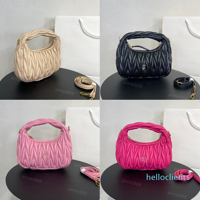 2022 new fashion Inclined shoulder bags soft sheep leather handbags Luxury wallet womens Cross body bag Hobo Totes purses top quality, Red
2022 new fashion Inclined shoulder bags soft sheep leather handbags Luxury wallet womens Cross body bag Hobo Totes purses top quality, Red