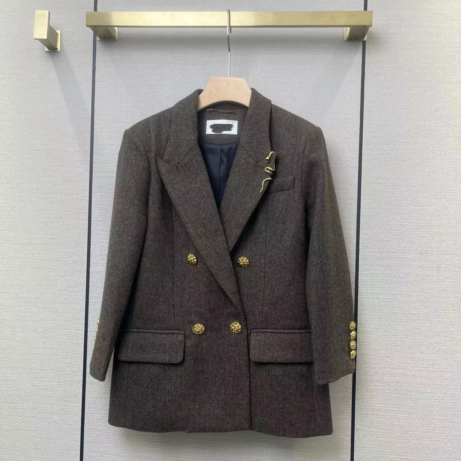 Milan Runway Coats 2022 New Autumn Winter Women' Jackets Lapel Neck Long Sleeve Designer Brand Same Style Outerwear 0820-25, Contrast color
Milan Runway Coats 2022 New Autumn Winter Women' Jackets Lapel Neck Long Sleeve Designer Brand Same Style Outerwear 0820-25, Contrast color