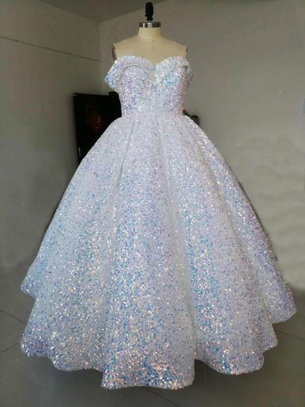 Sparkly Purple Sequined Quinceanera Dresses Off Shoulder V-Neck Floor Length Princess Ball Gown Back Lace Up Sweet 16 Dress Prom Vestidos 15 Anos