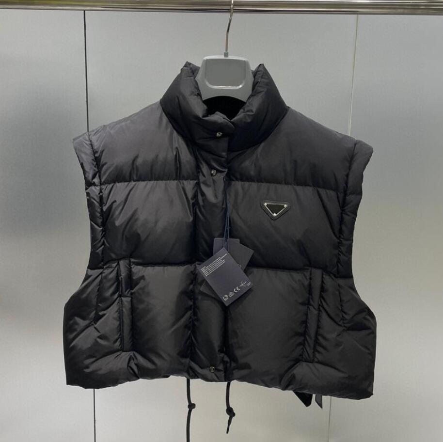 Women' Vests Designer Fashion Letters Badge Sequins Jackets for Sleeveless Down Coat Winter Jacket Adjustable Waist Streetwear 4 Colors 8FPS, White
Women' Vests Designer Fashion Letters Badge Sequins Jackets for Sleeveless Down Coat Winter Jacket Adjustable Waist Streetwear 4 Colors 8FPS, White
