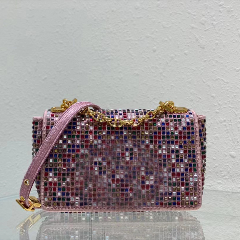 Luxury handbags ladies designer bags fashion leather handmade art top layer calfskin European and American simple and cute mini zipper rhinestone texture backpack, Box
Luxury handbags ladies designer bags fashion leather handmade art top layer calfskin European and American simple and cute mini zipper rhinestone texture backpack, Box