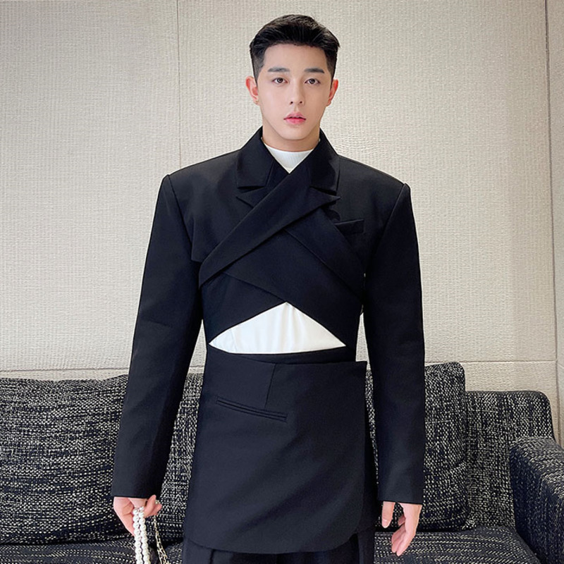 IEFB Menswear Fashion Cross Adjustable Wearing Backless Blazers Notched Long Sleeve Short Suit Jacket Male Autumn 220819