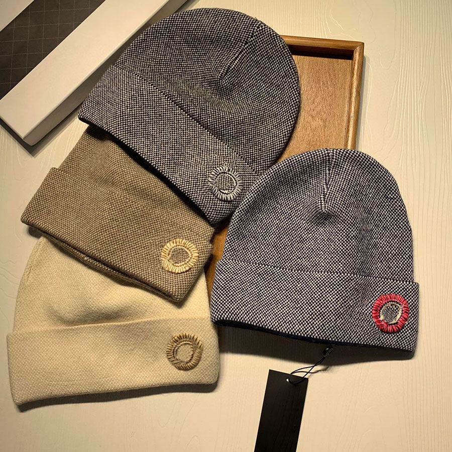 Fashion Knitted Hat Mens Woman's Luxury Beanie Cap Designer Winter Skull Hats 4 Optional, C1
Fashion Knitted Hat Mens Woman's Luxury Beanie Cap Designer Winter Skull Hats 4 Optional, C1