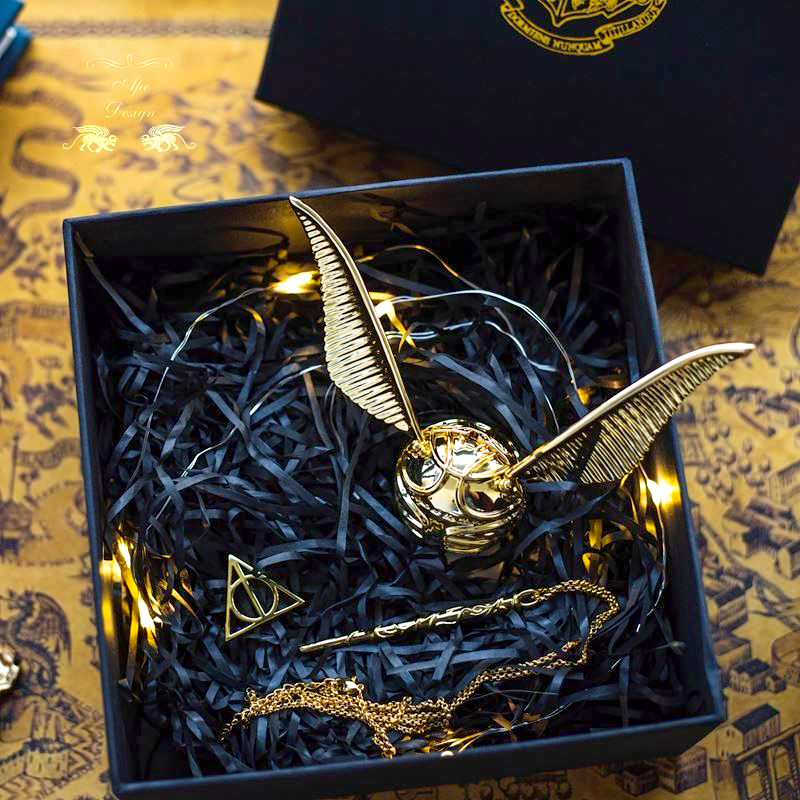 Gold Snitch Ring Box Wings Movable Luxury Jewelry Box Storage Organizer Case Displays Necklace Proposal Birthday Gift Box Ideas 220819