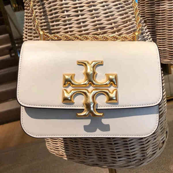 TorysBurchs Eleanor Handbag TB womens bag catwalk cowhide rhombic chain messenger generous one shoulder tofuFNFT, White (chain small)
TorysBurchs Eleanor Handbag TB womens bag catwalk cowhide rhombic chain messenger generous one shoulder tofuFNFT, White (chain small)
