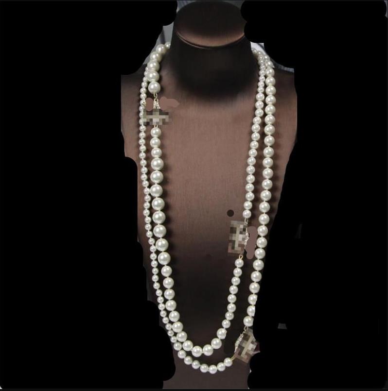 Pendant Necklaces Luxury jewelry Pearl letter long sweater chain commemorative Necklace Fashion temperament ol wholesale