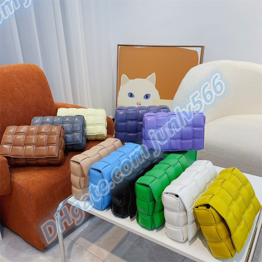 Top quality Hand woven Rhomboid leather shoulder bags totes Luxury Multi color selection Women's Handbags Shoulder bag PADDED CASSETTE Cross body purses, Box
Top quality Hand woven Rhomboid leather shoulder bags totes Luxury Multi color selection Women's Handbags Shoulder bag PADDED CASSETTE Cross body purses, Box