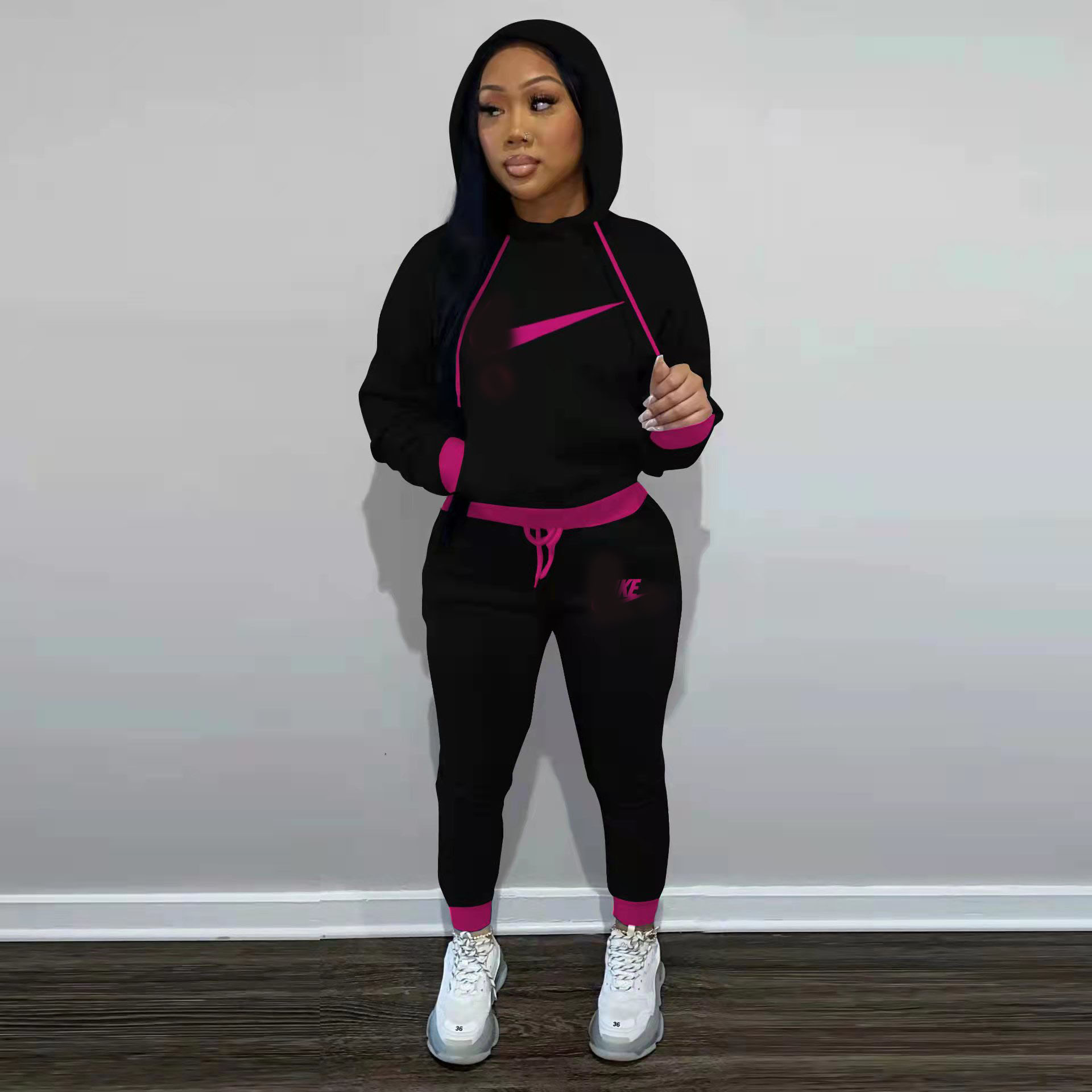 Luxury Women's Sports Tracksuits Designer Two Piece Sets Womens Outifits Female Pants Suit 2 Pieces Summer Activewear Brand Casual Club Party Outfits