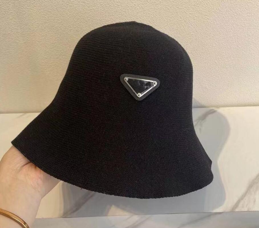 Designers baseball cap luxurys men's and women's classic leisure sports tourism sun hat high quality ball caps 2 colors good nice
Designers baseball cap luxurys men's and women's classic leisure sports tourism sun hat high quality ball caps 2 colors good nice