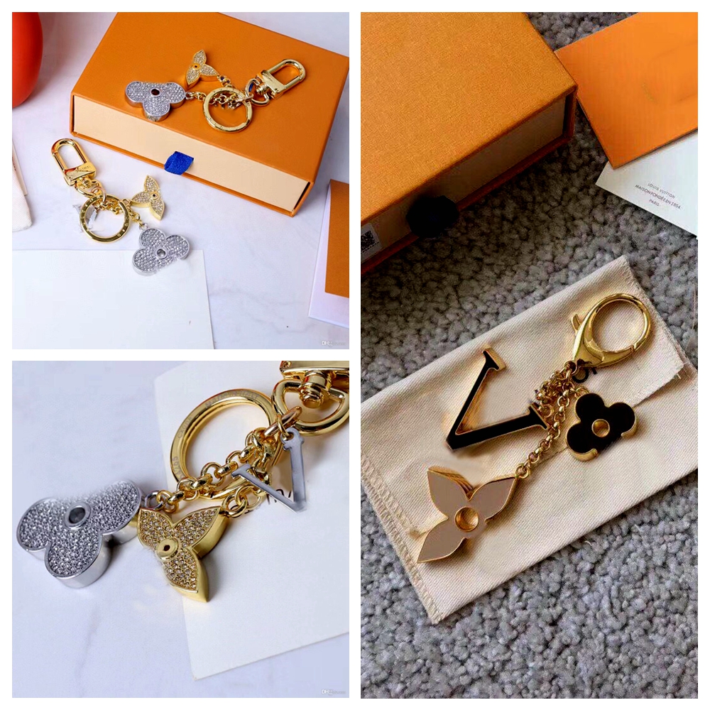 Luxury designer keychains Letters with diamonds keychain top Quality car key chain mens and womens fixed bag pendant Alloy Fashion Handmade Key ring
Luxury designer keychains Letters with diamonds keychain top Quality car key chain mens and womens fixed bag pendant Alloy Fashion Handmade Key ring