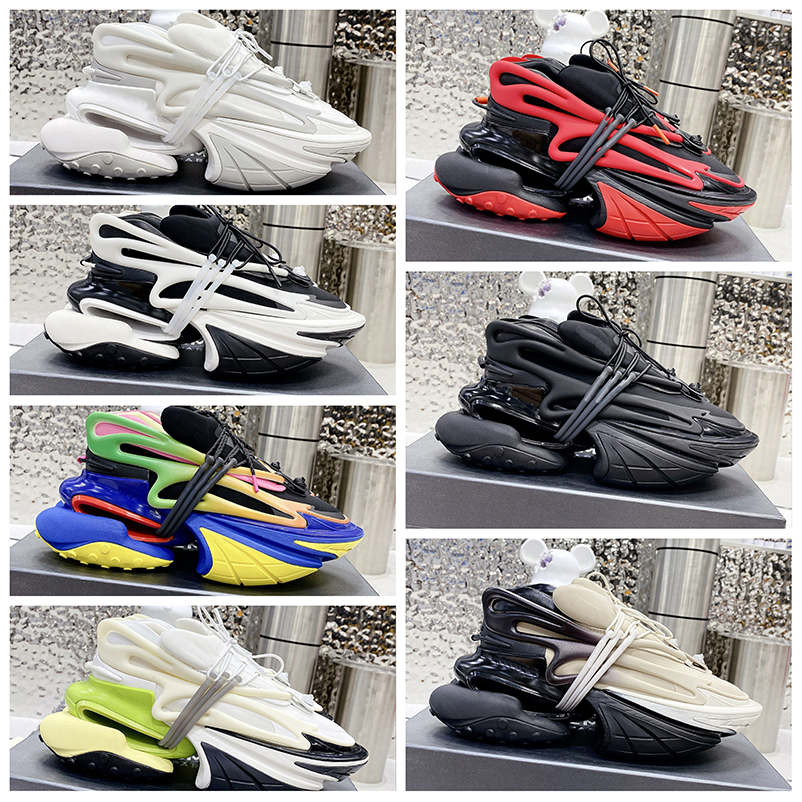 Luxury Designer casual shoe bullet shoes mans womens Sneakers NEW Oversize Light Rubber air cushion Sole thick bottom red black white color 3D Trainers womens Big 01
Luxury Designer casual shoe bullet shoes mans womens Sneakers NEW Oversize Light Rubber air cushion Sole thick bottom red black white color 3D Trainers womens Big 01
