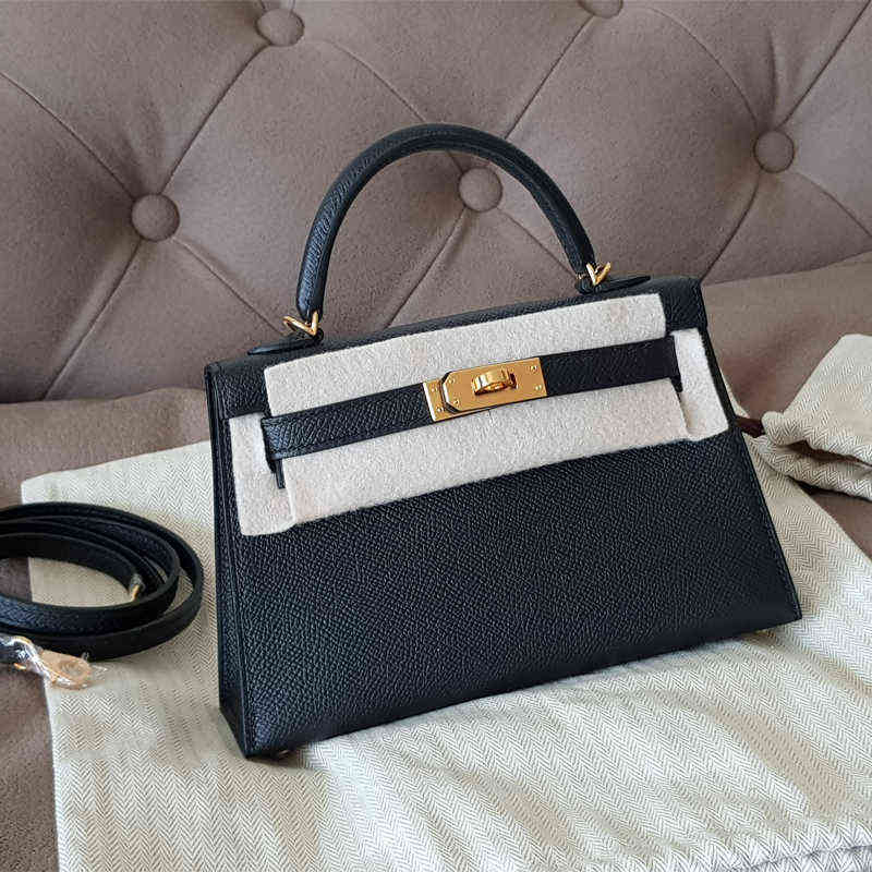 Designer Herme Handbags Hand sewn wax hand Mini 2 generation Kellies 2 women's Single Shoulder Handbag Epsom leather 89 black, Take notes with gold and silver buckle
Designer Herme Handbags Hand sewn wax hand Mini 2 generation Kellies 2 women's Single Shoulder Handbag Epsom leather 89 black, Take notes with gold and silver buckle