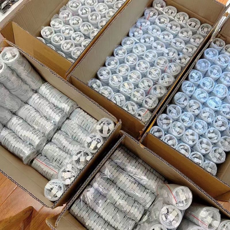 Factory Wholesale TPE USB-c Typ-c Charger Cables USB Data Cable for Samsung Phones for iP 7/8 X Cable, White
Factory Wholesale TPE USB-c Typ-c Charger Cables USB Data Cable for Samsung Phones for iP 7/8 X Cable, White